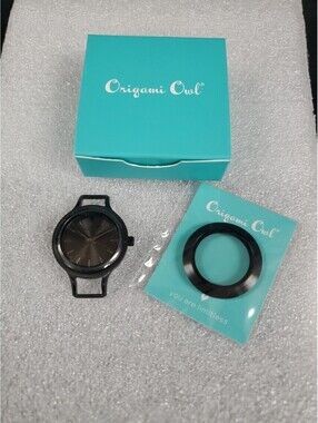 Authentic Origami Owl Black Medium Twist Watch Base w/ Locket Face NEW